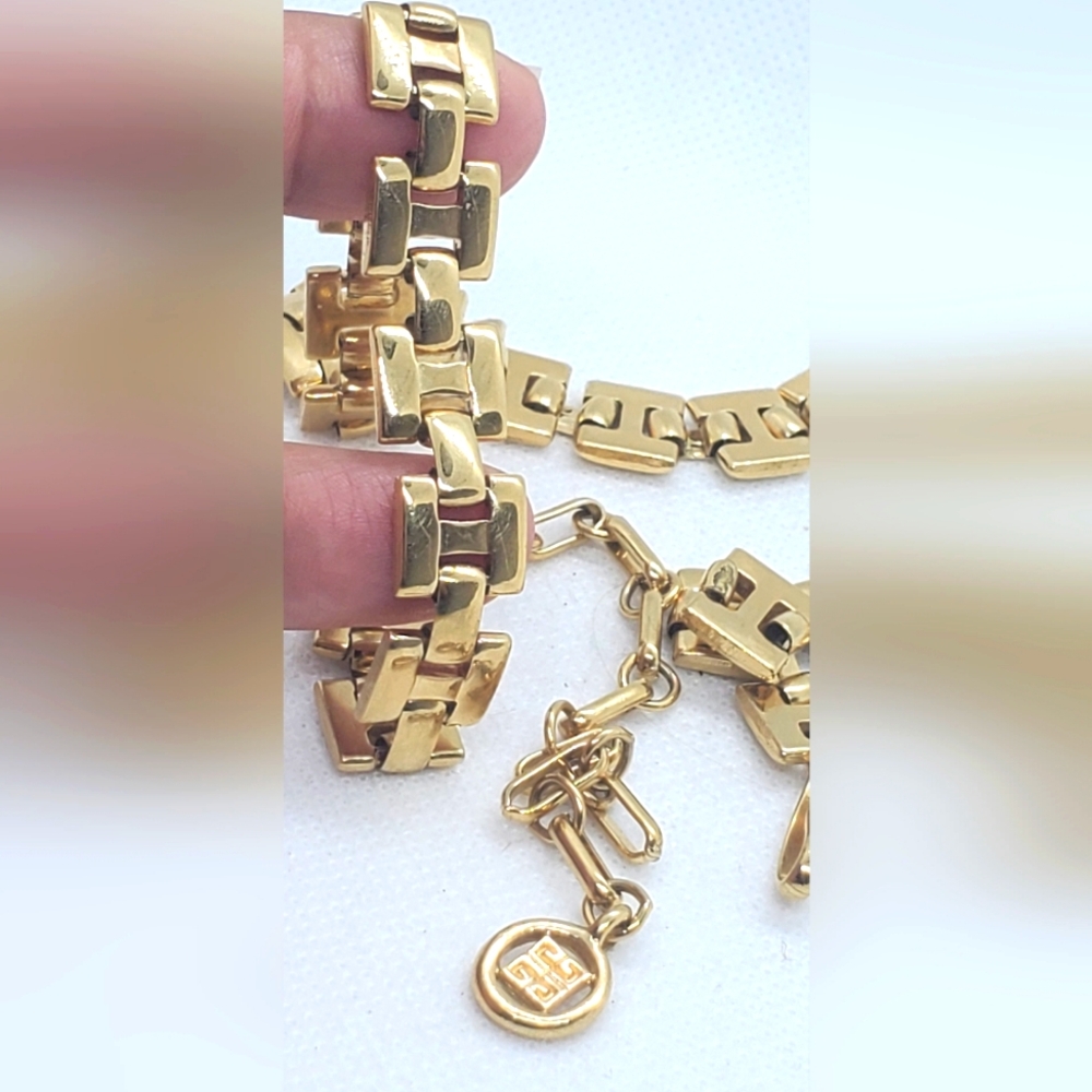 Givenchy 1980s Gold-tone Box Link Chain Necklace 22" Adjustable-Timeless Design - Picture 7 of 10